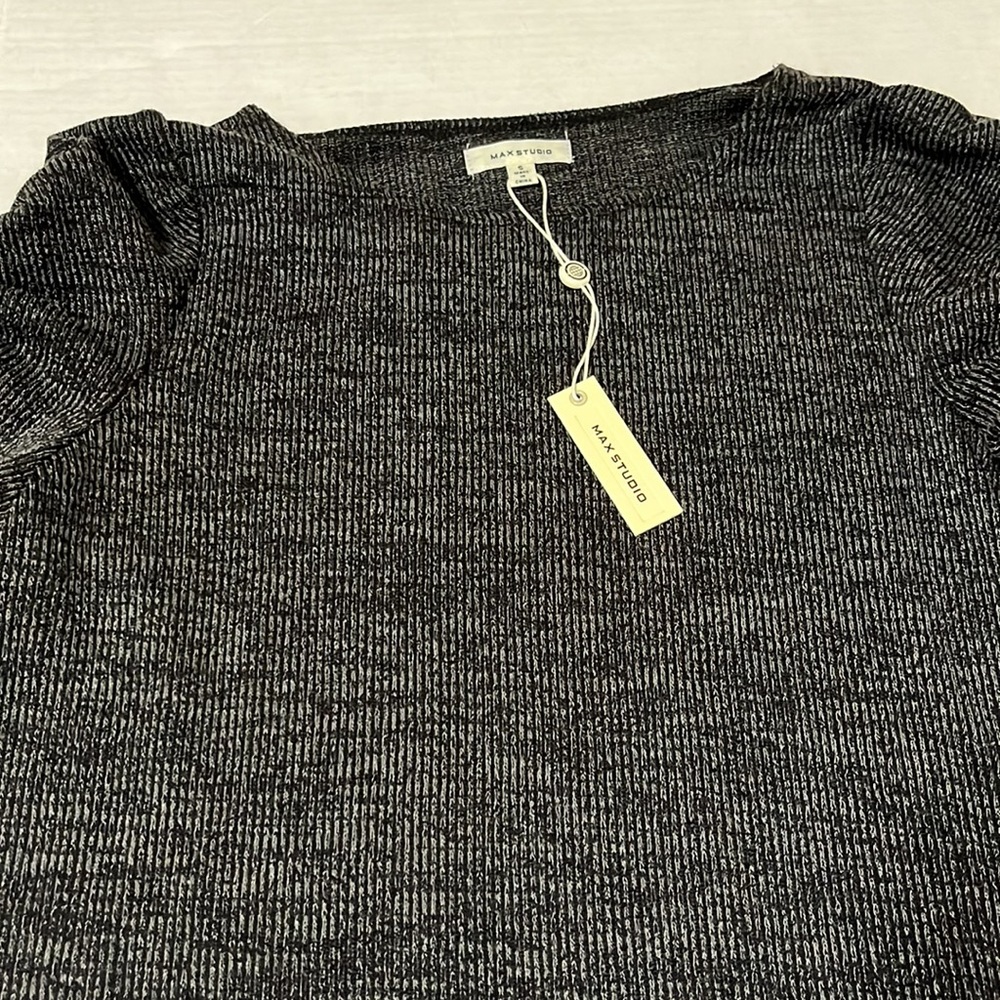 NWT Max Studio Ruched Sleeve Ribbed Knit Top - Picture 4 of 4